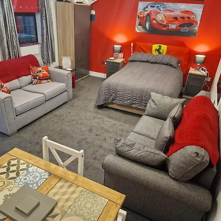Joiners Arms - Studio Apartments Market Drayton Esterno foto